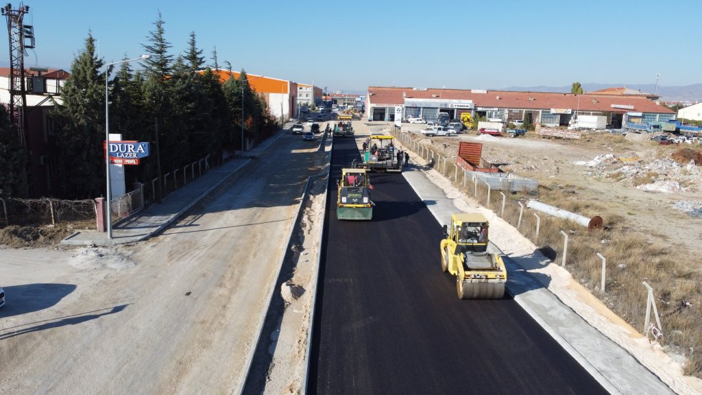 Sanayi Sitesi 12. Cadde’dede çalışmalar devam ediyor