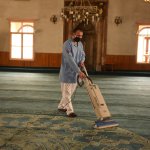 Belediyemiz camileri tertemiz yapıyor