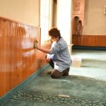 Belediyemiz camileri tertemiz yapıyor