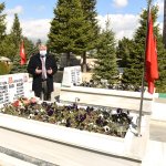 Belediyemiz Şehitliği yeniliyor