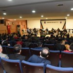 Çiftçi ve Aşgın'dan halk müziği korosuna ziyaret