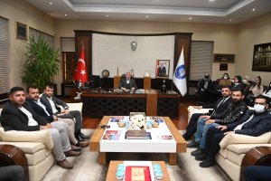 AK Gençlikten Başkan Aşgın'a teşekkür ziyareti