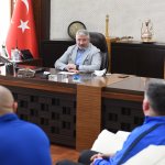 Şampiyon güreşçilerden Başkan Aşgın'a ziyaret