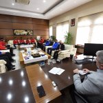 Şampiyon güreşçilerden Başkan Aşgın'a ziyaret