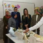 Protokol eşlerinden engelli öğrencilere sürpriz ziyaret