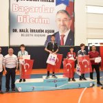 İki spor salonu daha hizmete açılacak