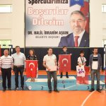 İki spor salonu daha hizmete açılacak