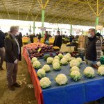 Başkan Aşgın, semt pazarlarını inceledi