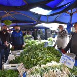 Zabıta ekiplerinden semt pazarlarında denetim