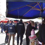 Zabıta ekiplerinden semt pazarlarında denetim