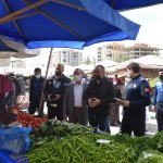 Zabıta ekiplerinden semt pazarlarında denetim