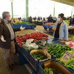 Başkan Aşgın, semt pazarlarını inceledi