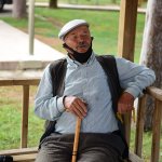 “Hepimiz Ali bahçesinin gonca gülleriyiz”