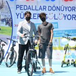 "Pedallar Dönüyor Yüzler Gülüyor"