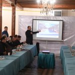 Arasta esnafı ile istişare ve bilgilendirme toplantısı yapıldı