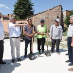 Başkan Aşgın Çöplü Caddesi'nde asfalt serimini inceledi