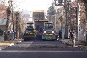 Belediyemiz, asfalt çalışmalarını sürdürüyor
