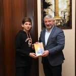 Başkan Aşgın koltuğunu minik başkanlara devretti