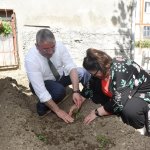 Başkan Aşgın, özel öğrencilerle fide dikti