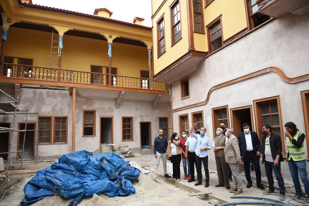 Veli Paşa Hanında inceleme gezisi