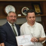 5 öğrenciye okur yazarlık belgesi