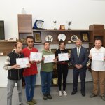 5 öğrenciye okur yazarlık belgesi