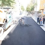 Belediyemizden Şenyurt Cadde ve Sokaklarda asfalt çalışması