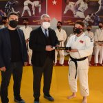 Başkan Aşgın, Judoculara dan kuşaklarını verdi