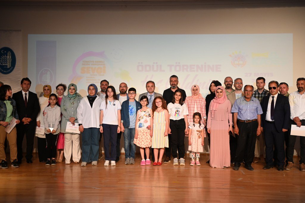 Resim Yarışmasının Ödülleri Sahiplerini Buldu