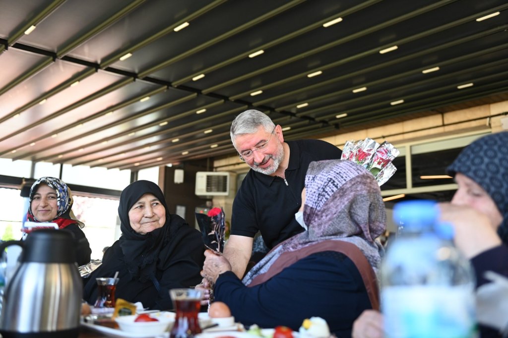 Başkan Aşgın’dan Güngörmüşlere Vefa