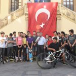 Başkan Aşgın, gençlerin talebine duyarsız kalmadı