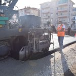 Altyapı ve asfalt seferberliği devam ediyor