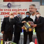 Belediyemizden amatör kulüplere malzeme yardımı