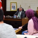 Başkan Aşgın’a şiir tadında bir ziyaret