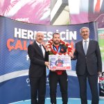 Fatih Erdin, mehter ile karşılandı