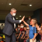 Mevsimlik işçilerin çocukları doyasıya eğlendi