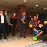 Mevsimlik işçilerin çocukları doyasıya eğlendi