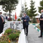 Belediyemiz, şehitliğin çevre düzenlemesini yapıyor