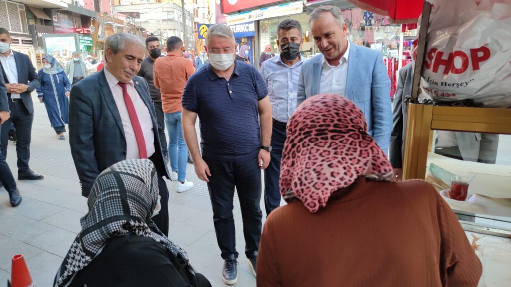 Aşgın: “Esnafımızın emrindeyiz”