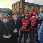 Başkan Aşgın, eylem yapan işçileri ziyaret etti