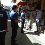 Zabıta ekipleri kaldırım işgaline geçit vermiyor