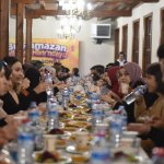 Başkan Aşgın ve Ceylan öğrencilerle iftarda bir araya geldi