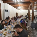 Başkan Aşgın ve Ceylan öğrencilerle iftarda bir araya geldi