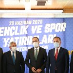 Bakan Kasapoğlu, stadyumun devrinde Çorum’a müjde yağdırdı