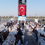 Başkan Aşgın, üniversiteli gençlerle kahvaltıda bir araya geldi