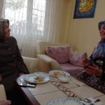 Halime Gül ev ziyaretlerine devam ediyor