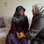 Halime Gül ev ziyaretlerine devam ediyor