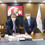 Belediyemiz, hayvan üreticilerinin yanında