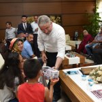 Halk günü toplantıları ile dertlere derman olmaya çalışıyoruz