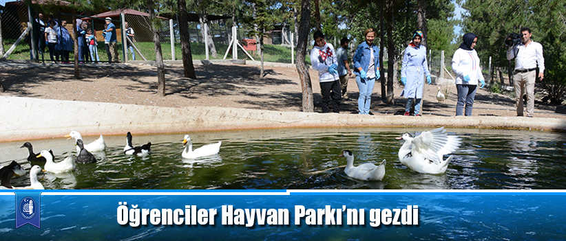 Öğrenciler Hayvan Parkı’nı gezdi